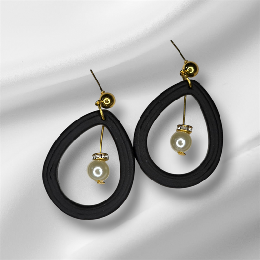 Open Teardrop Black With Pearl Drop Earrings (Gold)